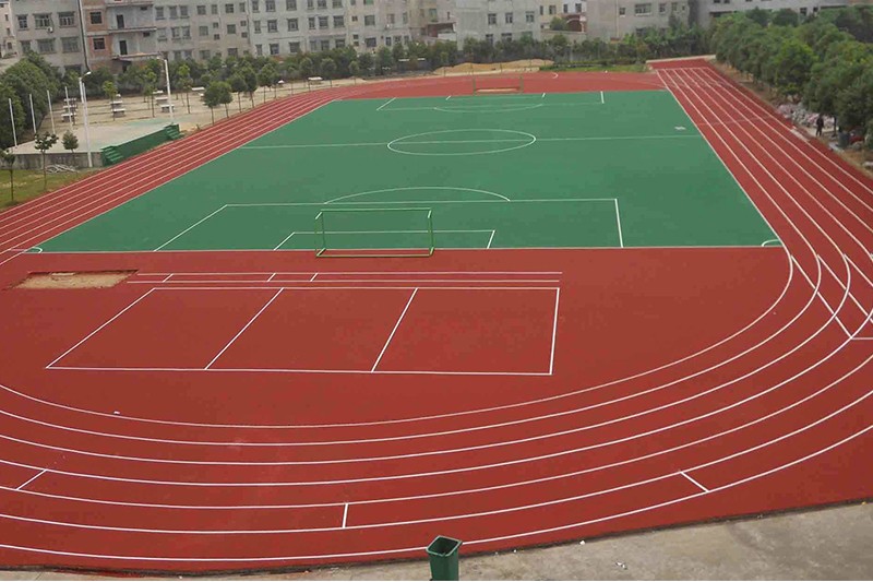 學校籃球場